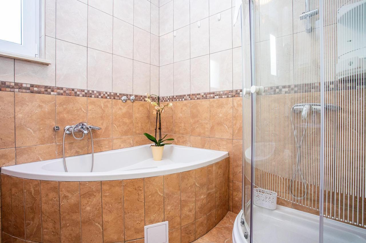 Apartments Adisa Omiš Dış mekan fotoğraf